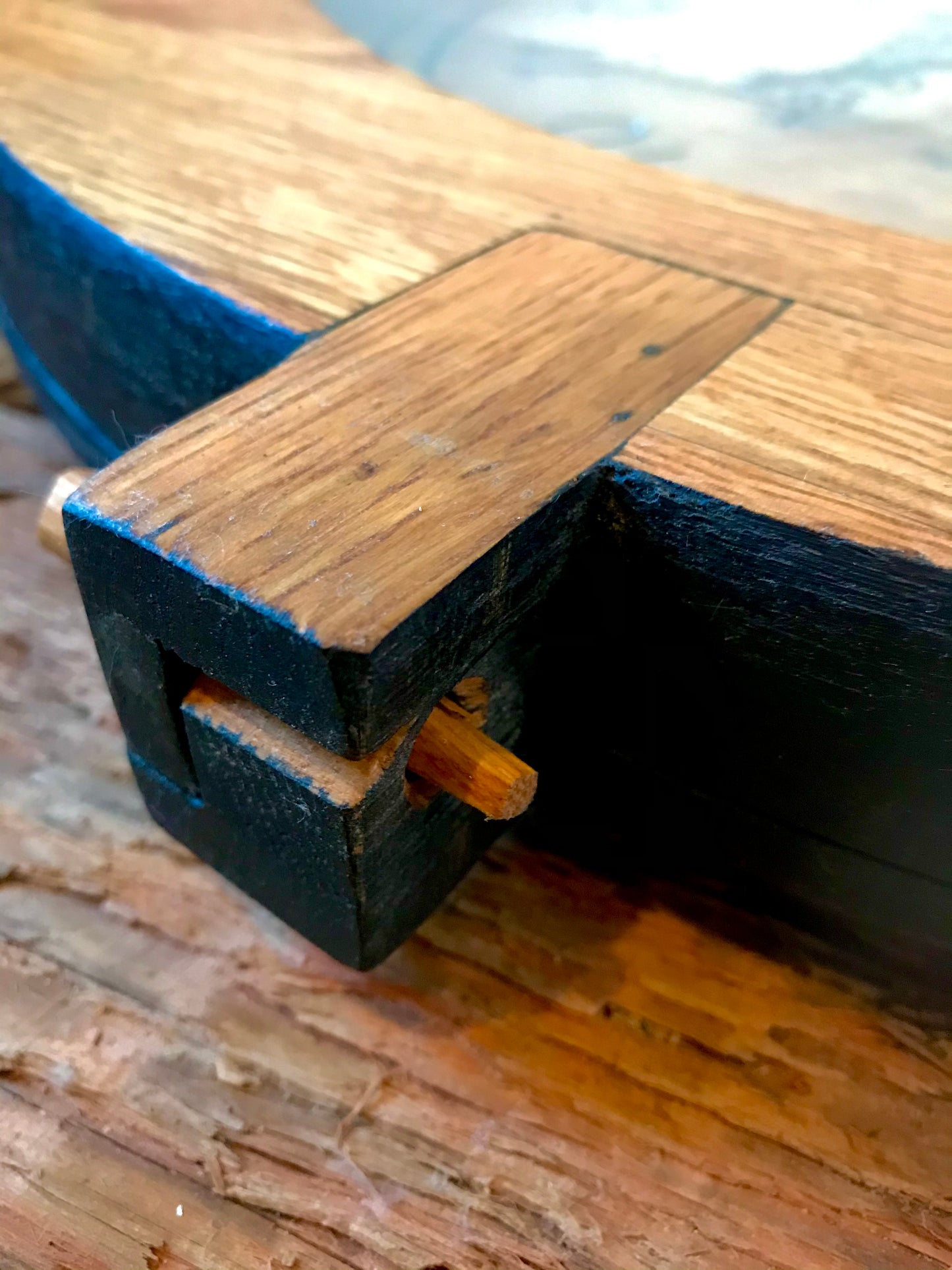 Design detail of clock catch