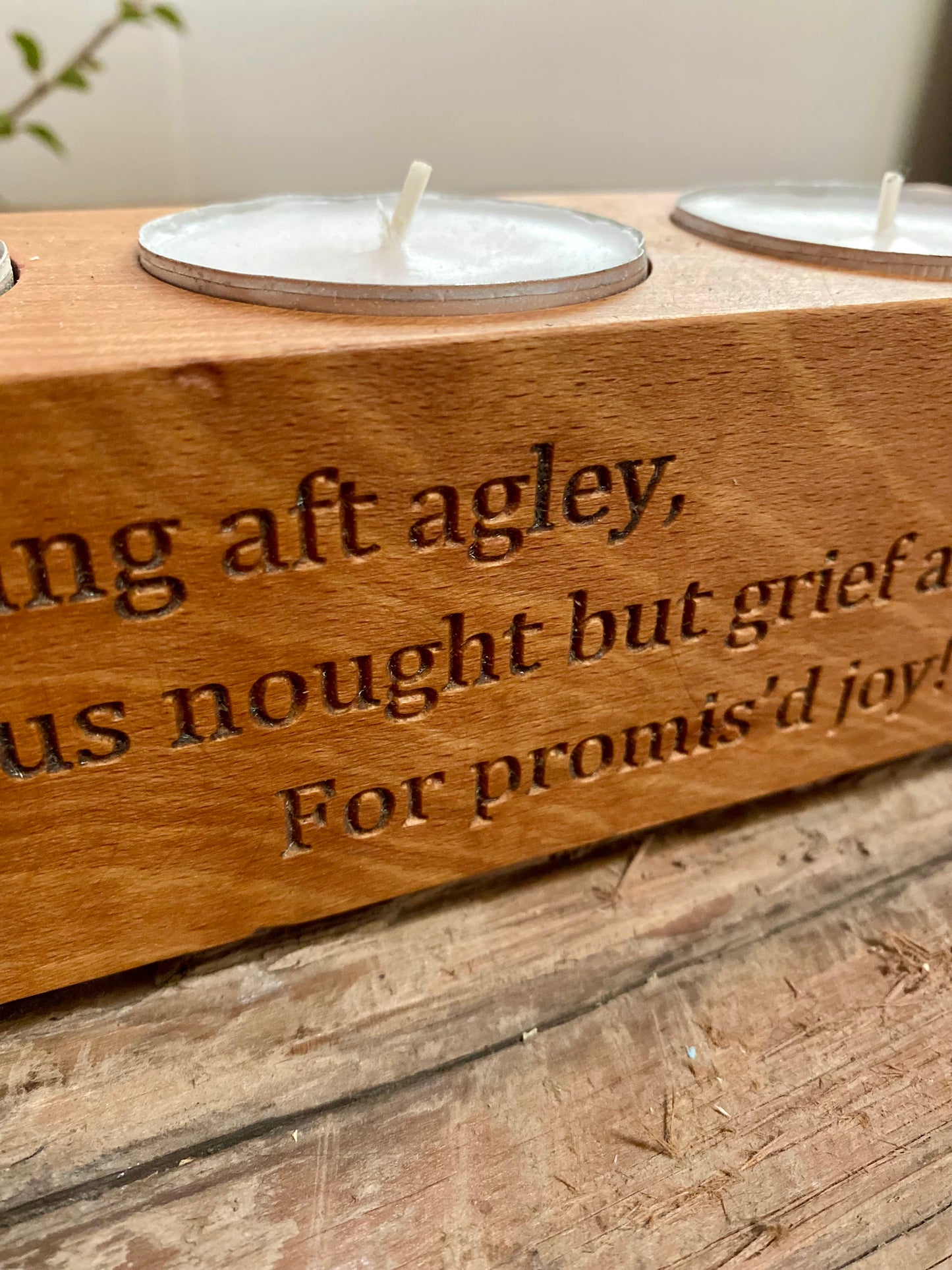 Robert Burns quotation etched into wooden tealight candle holder