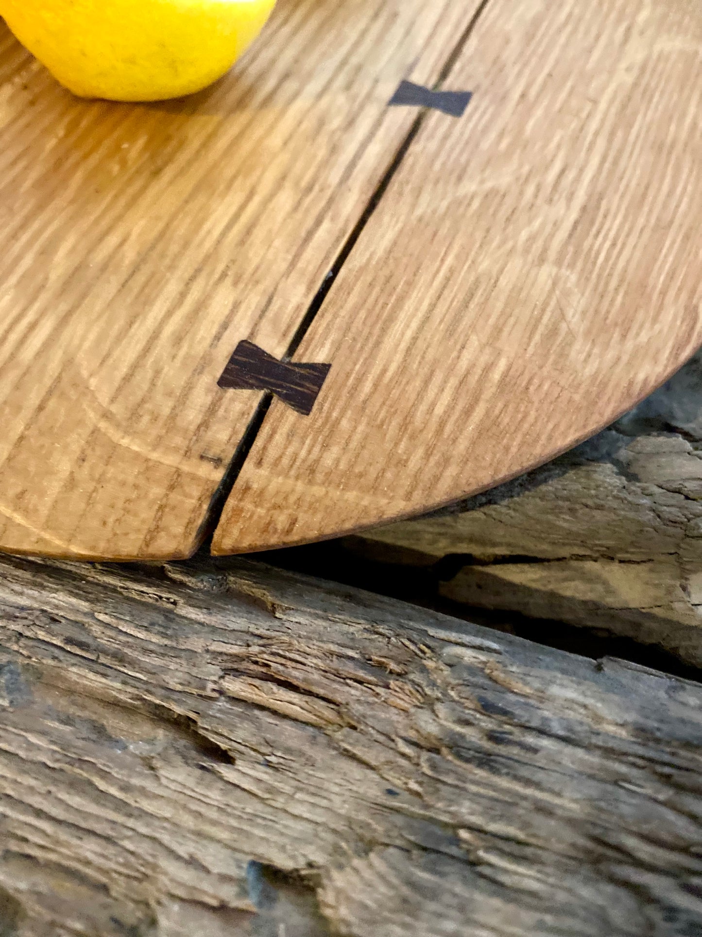 Round cutting serving tray board for home cocktail bar