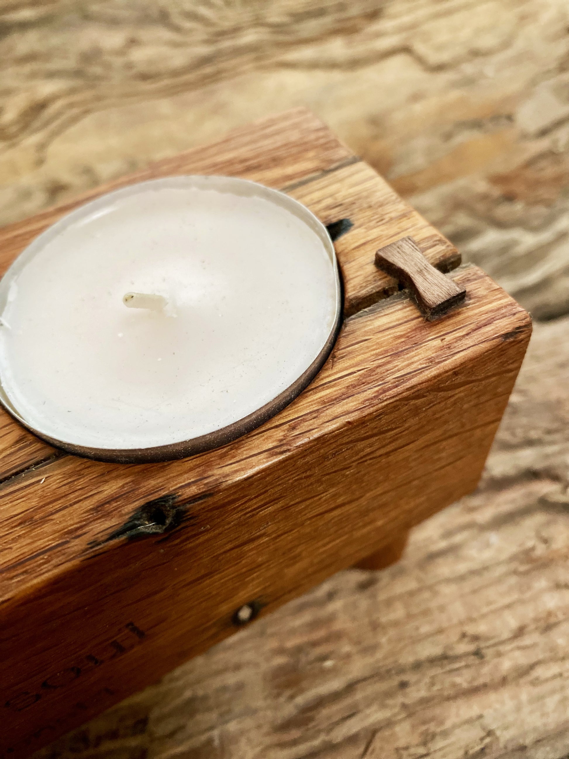 Centre piece tealight candle holder with engraved poem my George MacDonald