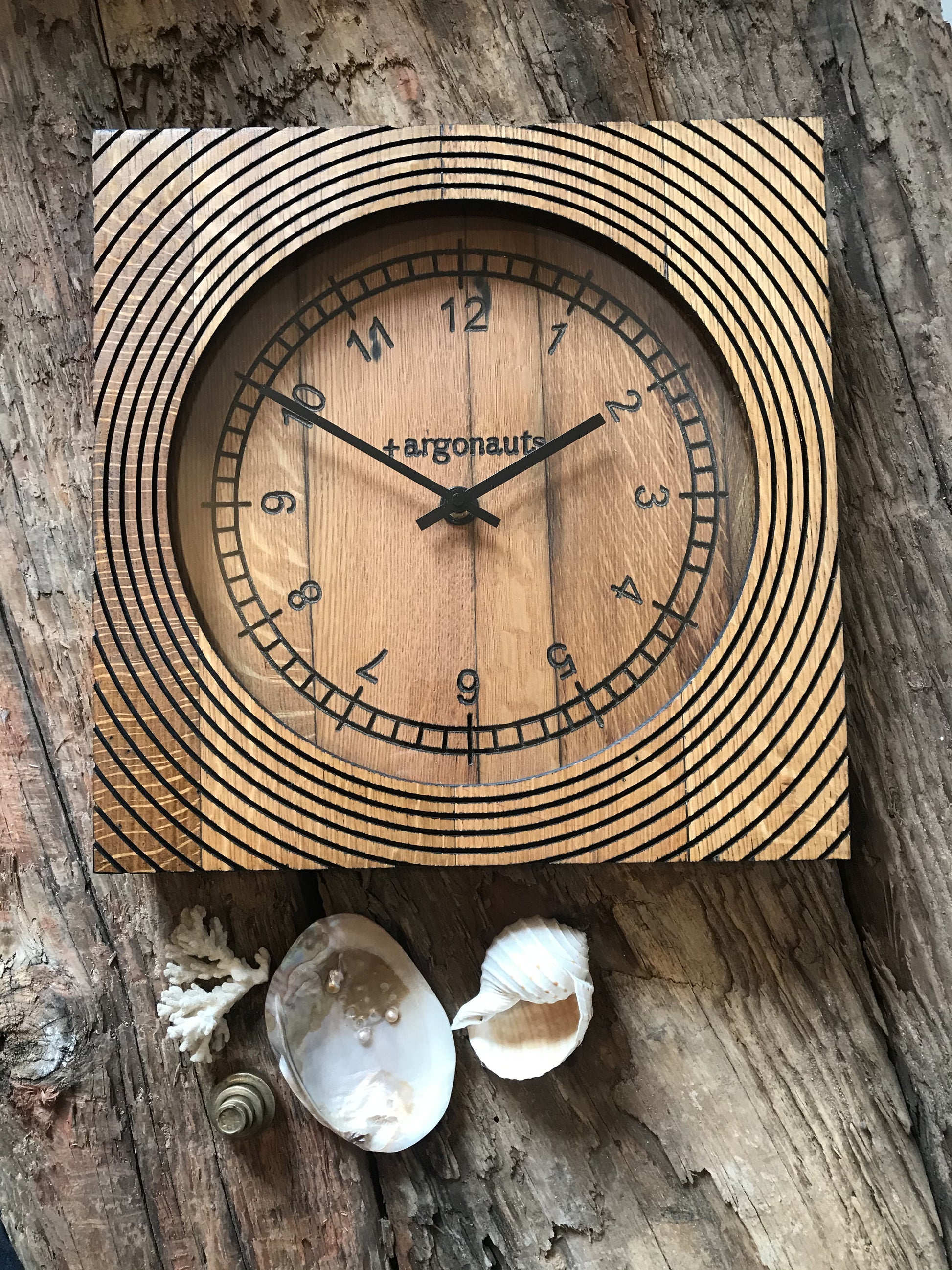 Living room rustic wall hanging clock with geometric pattern